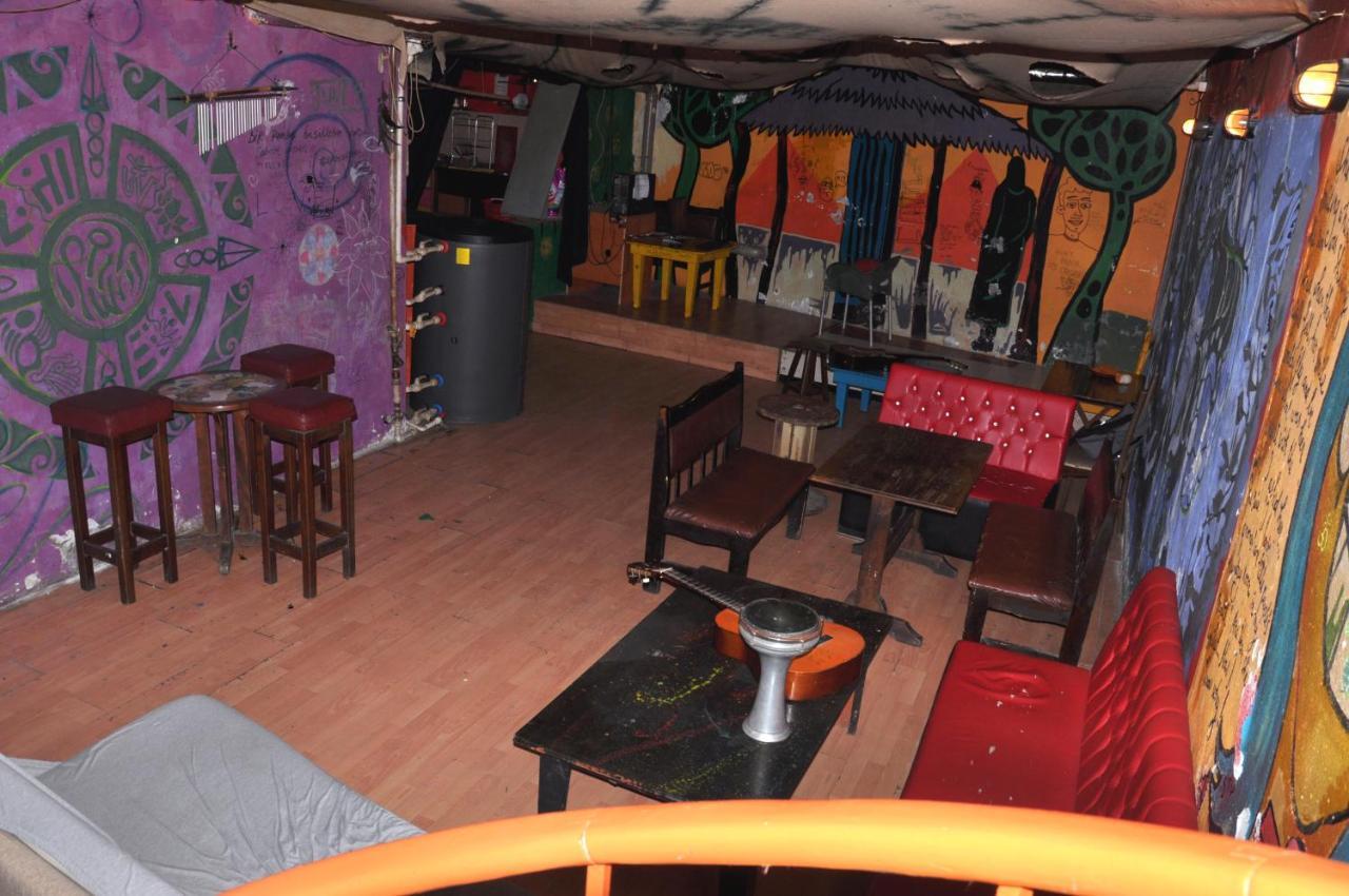 Neverland Hostel Istanbul Exterior foto